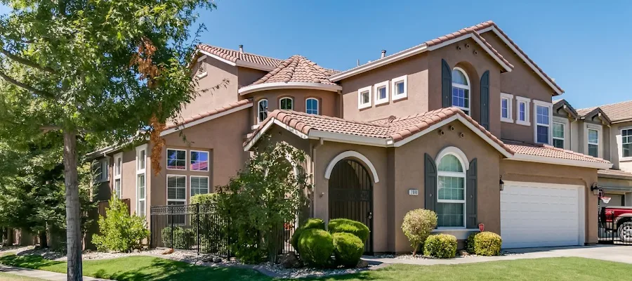 12 Doors Real Estate