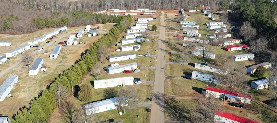 40 Oaks Properties