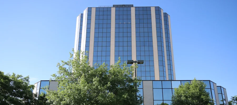 400 PENN PLAZA