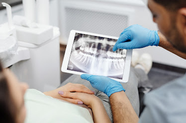 4D Implant Prosthodontic Center
