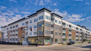 Academy on 4th