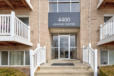 Admiral Place Apartments