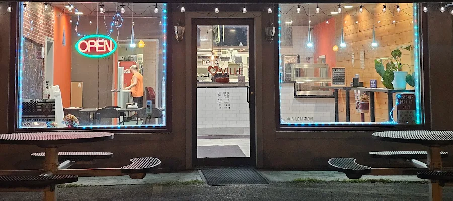 A&E's Pizzeria