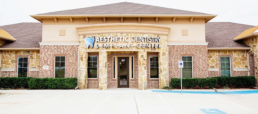 Aesthetic Dentistry & Implant Center