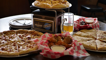 Aid Station Pub & Pizza