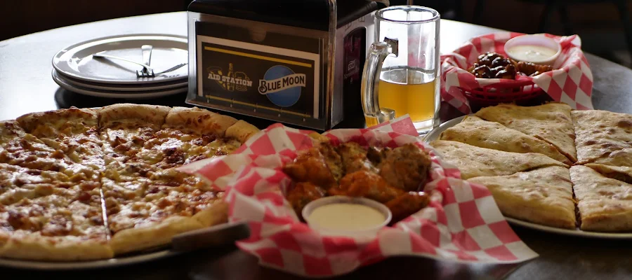Aid Station Pub & Pizza