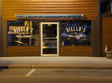 Aiello's On Wall Street