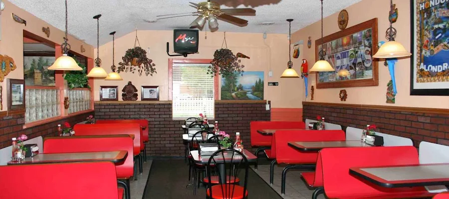 Alondra Restaurant