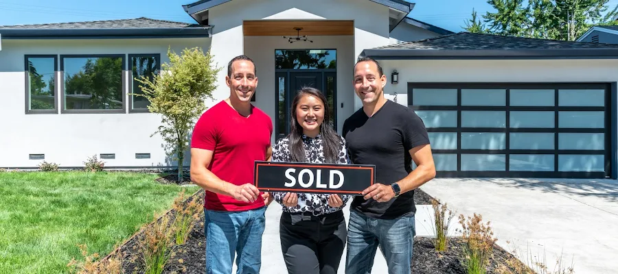 Amanda Vang Real Estate