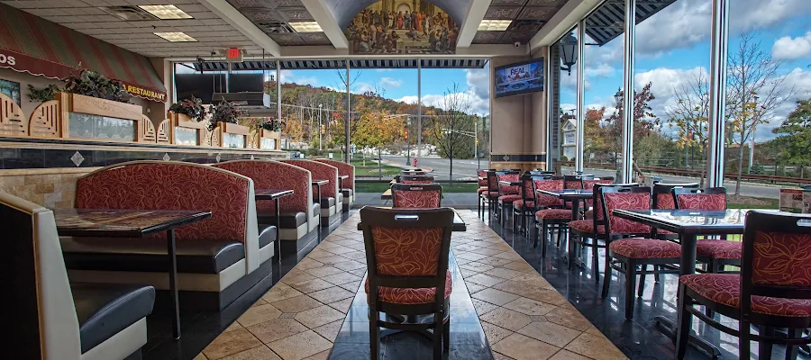 Anthony Francos Restaurant & Pizzeria