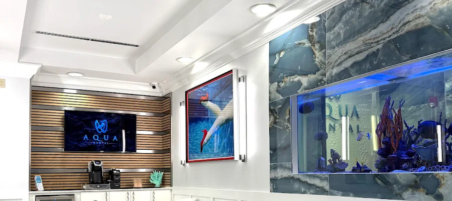 Aqua Dental- Dr. Quevedo
