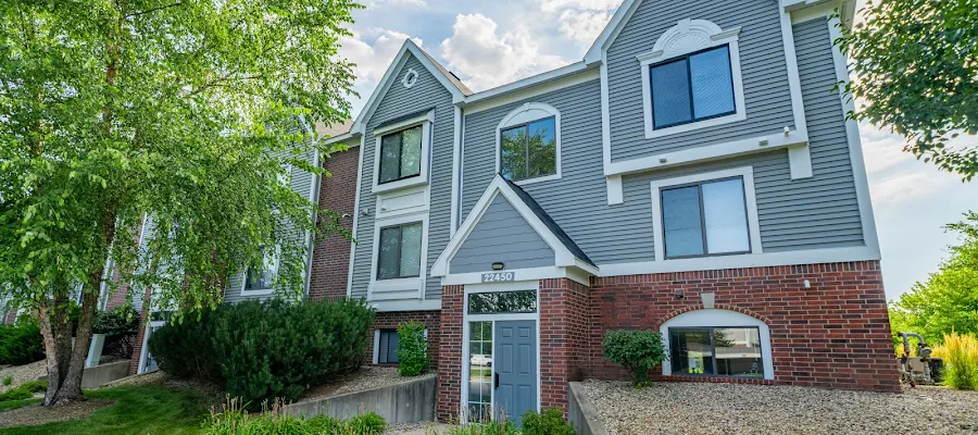 Arbor Lakes Apartments