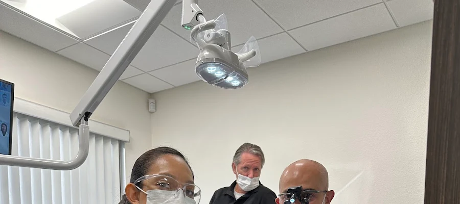 Armond Aghakhani, DDS