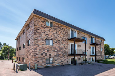 Arnold's Park Apartments