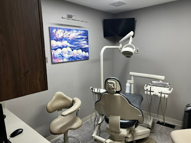 Ashby Dental in Elmwood