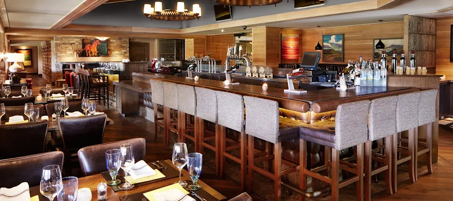 AVANT Restaurant