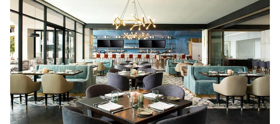 AVEO Table + Bar