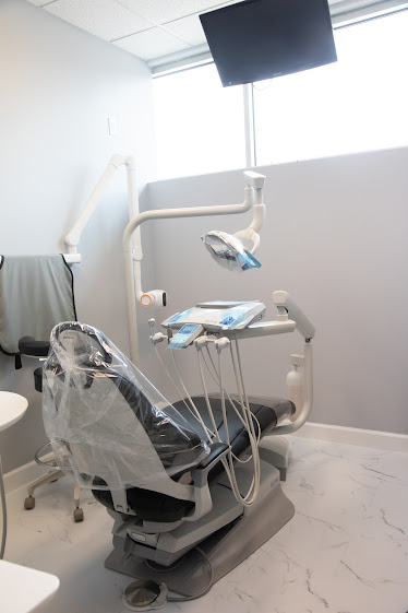 Barclay Dental East