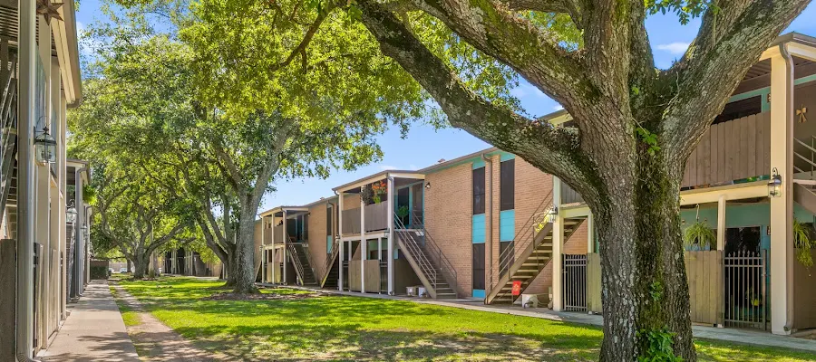 Bayou Oaks Apartments