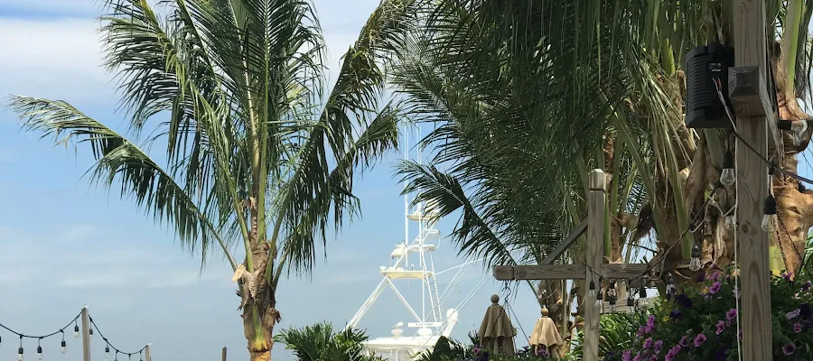 Beach Tavern