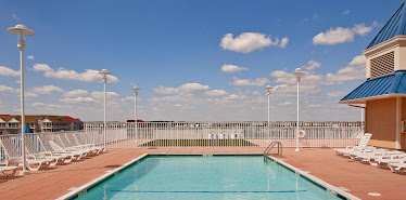 Belmont Towers by Vacasa