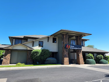 Bend Dermatology Clinic - Prineville