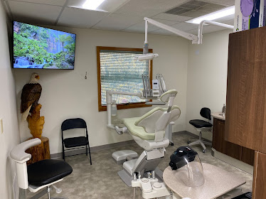 Benton Dental Team: Benton Dennis A DDS