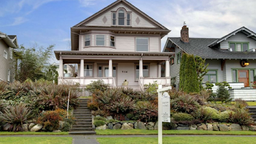 Berkshire Hathaway HomeServices John M. Brabham Real Estate