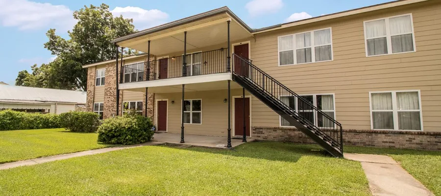 BG Realty & Management LLC