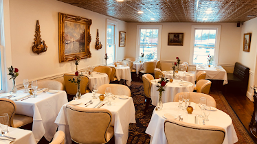 Bistro on the Falls