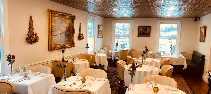 Bistro on the Falls