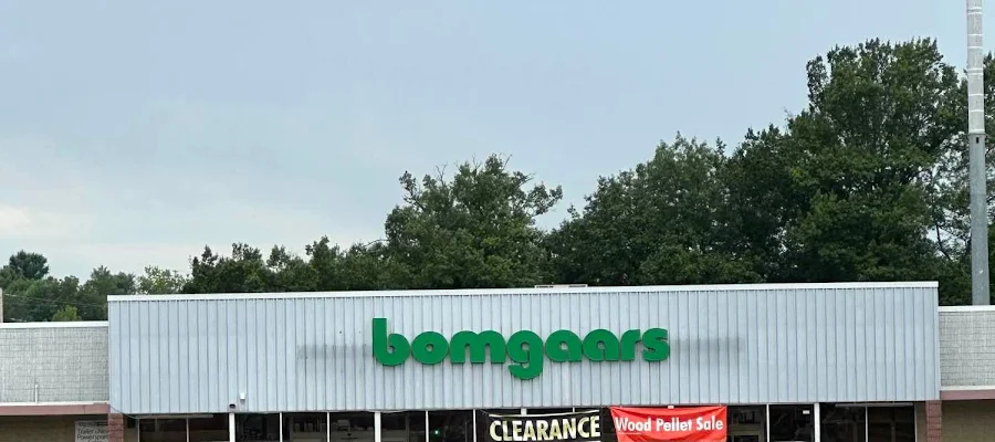 Bomgaars