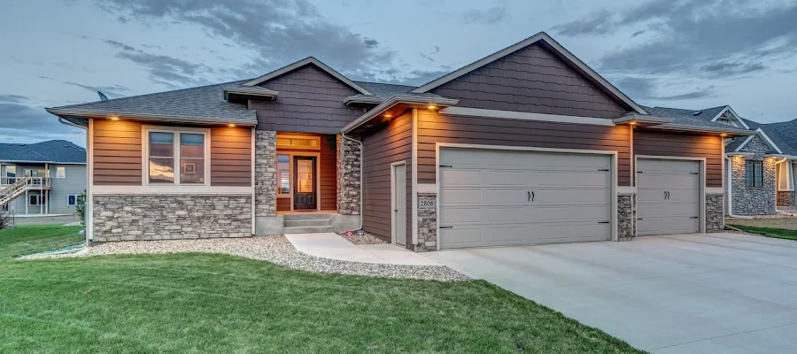 Brad Hanisch - Realtor/Owner AMERI/STAR Real Estate