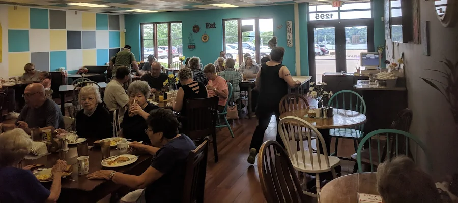 Breakfast At Berries