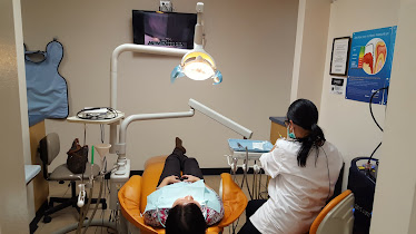 Bright Smile Dental