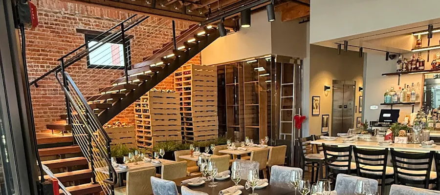 Bruno's of Brooklyn, Italian Eatery