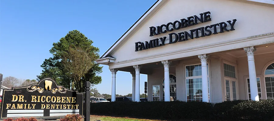 BrushAndFloss Orthodontics