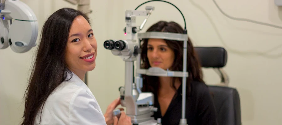 b.spectacled Eye Care