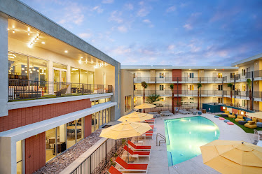 Cabana Southern Apartments