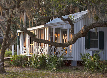 Cabbage Key Inn and Restaurant