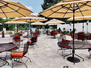 Cactus Bistro, Bar, and Grill