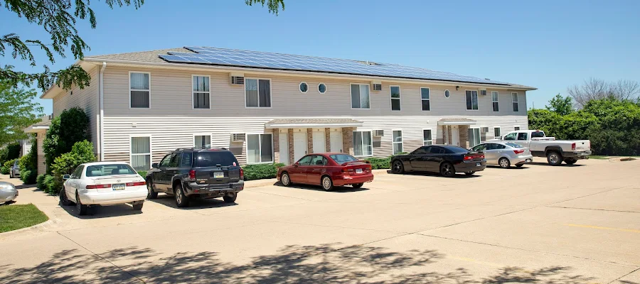 Campus View and Kirkwood Court