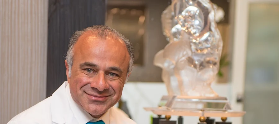 Center for Cosmetic Surgery: Sassan Alavi, MD