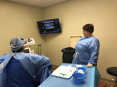 Center for Vein Restoration | Dr. Duc Le
