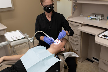Charles White, DDS