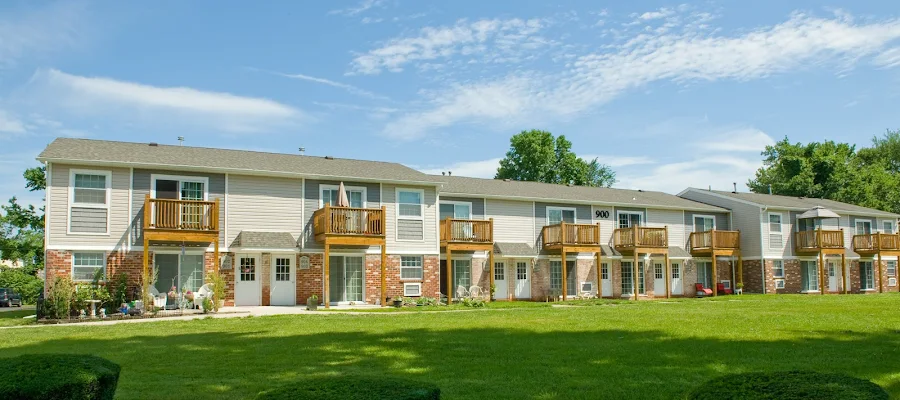 Chestnut Lane Apartments