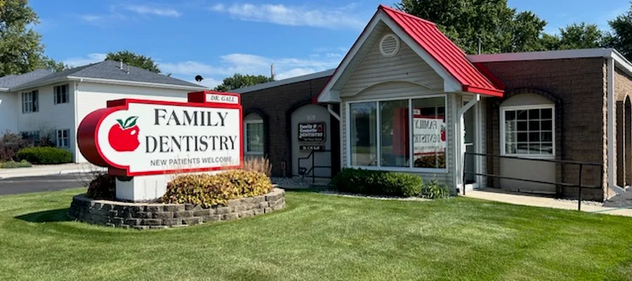 Christopher Gall, DDS