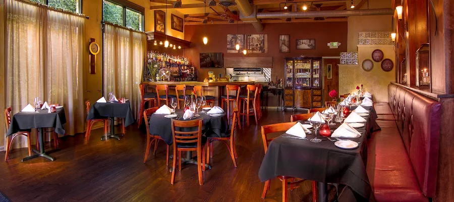 City Café & Taproom