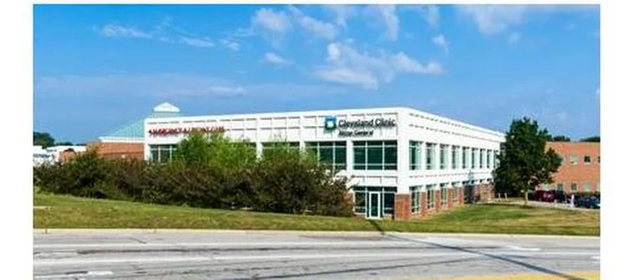 Cleveland Clinic Akron General Health & Wellness Center, Bath