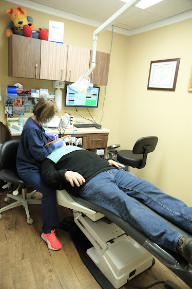 Collinsville Dental Associates